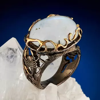 Кольцо лунный камень (серебро 925 пр., позолота) размер 18