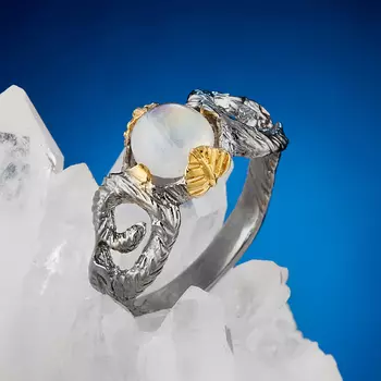 Кольцо лунный камень (серебро 925 пр. позолота, родир. сер.) размер 18