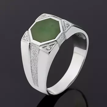 Кольцо нефрит зеленый (серебро 925 пр. родир. бел.) размер 23