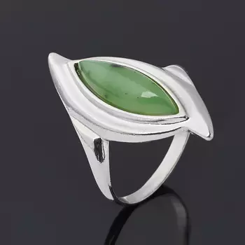 Кольцо нефрит зеленый (серебро 925 пр. родир. бел.) размер 18