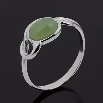 Кольцо нефрит зеленый (серебро 925 пр. родир. бел.) размер 17