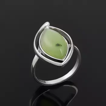 Кольцо нефрит зеленый (серебро 925 пр.) размер 18