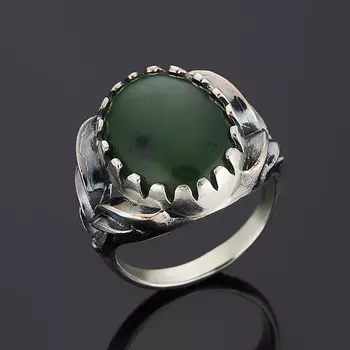 Кольцо нефрит зеленый (серебро 925 пр.) размер 18