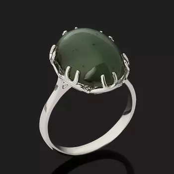 Кольцо нефрит зеленый (серебро 925 пр. родир. бел.) размер 17