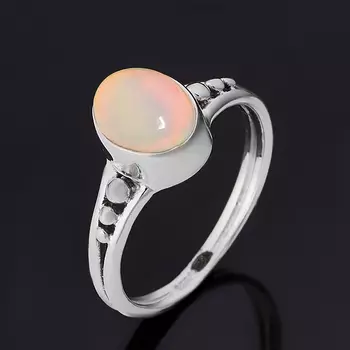 Кольцо опал белый благородный (серебро 925 пр.) размер 18