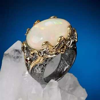 Кольцо опал благородный белый (серебро 925 пр. позолота, родир. сер.) размер 18