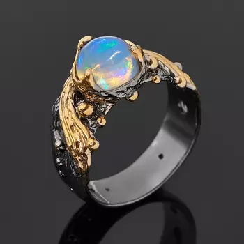 Кольцо опал благородный белый (серебро 925 пр. позолота, родир. черн.) размер 19