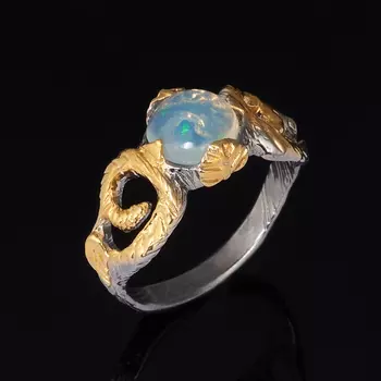 Кольцо опал благородный белый (серебро 925 пр. позолота, родир. сер.) размер 17,5