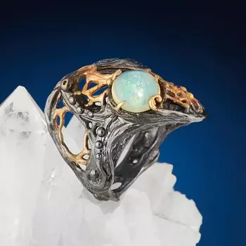 Кольцо опал благородный голубой (серебро 925 пр. позолота, родир. черн.) размер 17