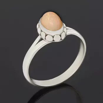 Кольцо опал благородный желтый (серебро 925 пр.) размер 16,5