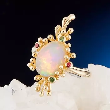 Кольцо опал благородный желтый (золото 585 пр.) размер 18