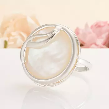 Кольцо перламутр белый (серебро 925 пр.) размер 18