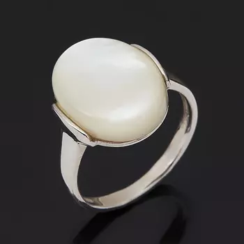 Кольцо перламутр белый (серебро 925 пр. родир. бел.) размер 17