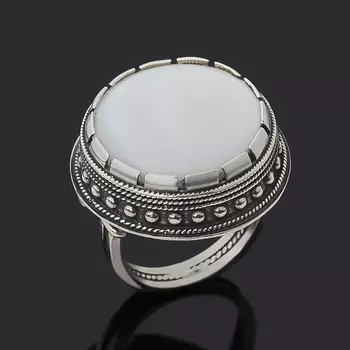 Кольцо перламутр белый (серебро 925 пр. оксидир.) размер 17,5