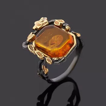 Кольцо янтарь пресс (серебро 925 пр. родир. черн. позолота) размер 17,5