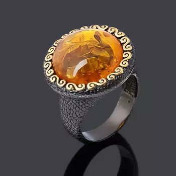 Кольцо янтарь пресс (серебро 925 пр. позолота, родир. черн.) размер 18,5