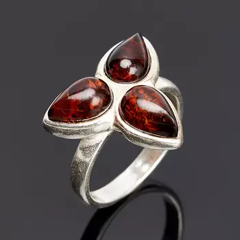 Кольцо янтарь размер 17