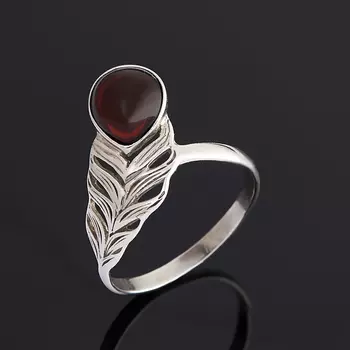 Кольцо янтарь (серебро 925 пр.) размер 17,5