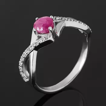 Кольцо рубин (серебро 925 пр. родир. бел.) огранка размер 18,5