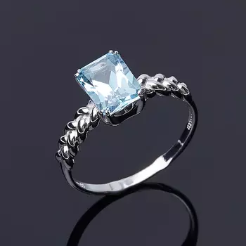 Кольцо топаз голубой огранка (серебро 925 пр.) размер 17