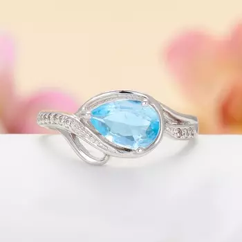 Кольцо топаз голубой огранка (серебро 925 пр.) размер 17,5