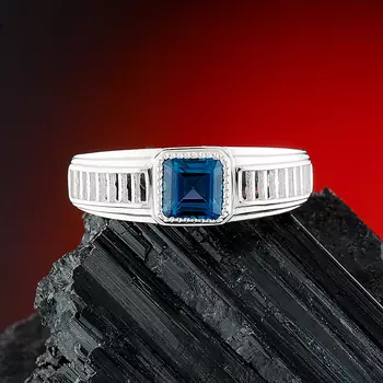 Кольцо топаз лондон огранка (серебро 925 пр.) размер 19