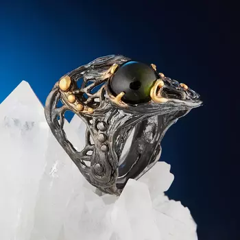 Кольцо турмалин зеленый (верделит) (серебро 925 пр. позолота, родир. черн.) размер 18