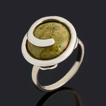 Кольцо унакит (серебро 925 пр.) размер 18,5