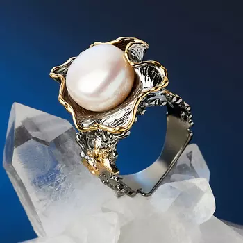 Кольцо жемчуг белый (серебро 925 пр. позолота, родир. сер.) размер 18