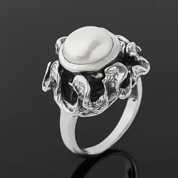 Кольцо жемчуг белый (серебро 925 пр. оксидир.) размер 18