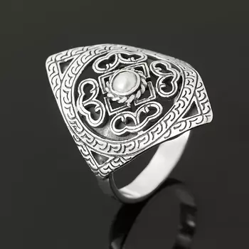 Кольцо жемчуг белый (серебро 925 пр. оксидир.) размер 17,5