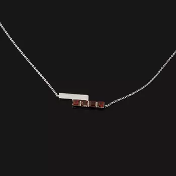 Колье гранат альмандин (серебро 925 пр. родир. бел., родир. черн.) огранка 45 см (+5 см)