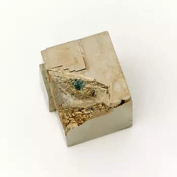 Кристалл пирит (2-2,5 см)