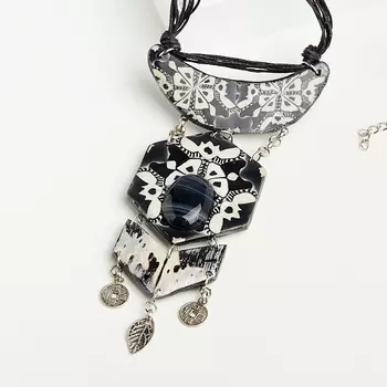 Кулон агат черный (биж. сплав, глина полимерная, текстиль)