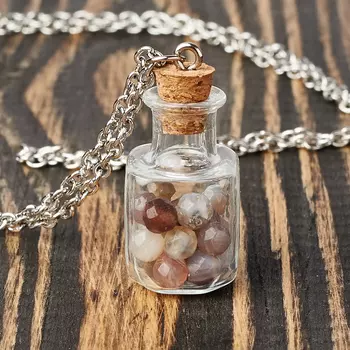 Кулон агат серый (биж. сплав) бутылочка огранка 3,5 см