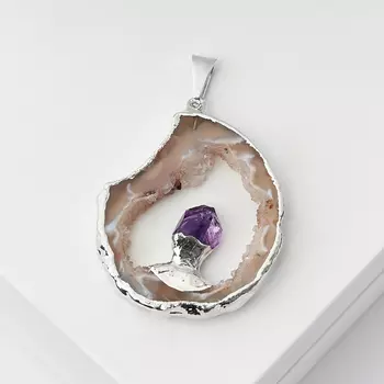 Кулон агат серый (биж. сплав) срез с кристаллом аметиста 4-6 см
