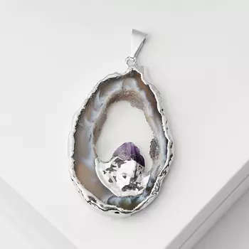 Кулон агат серый (биж. сплав) срез с кристаллом аметиста 4-6 см