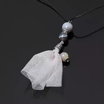 Кулон агат серый (биж. сплав, текстиль)