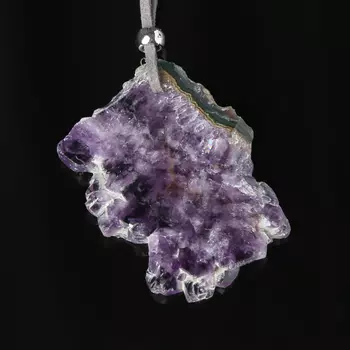 Кулон аметист (биж. сплав, кожа натур.) друза 7 см