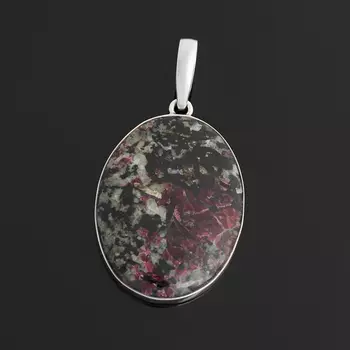 Кулон эвдиалит (серебро 925 пр.) овал