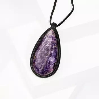 Кулон чароит капля (натуральная кожа)