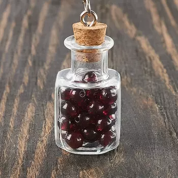 Кулон гранат альмандин (биж. сплав, стекло) бутылочка 3,5 см