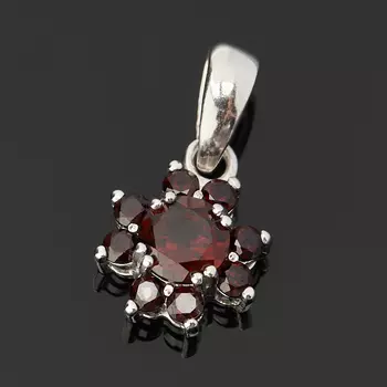 Кулон гранат альмандин (серебро 925 пр. родир. бел.) огранка