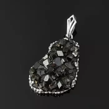 Кулон гранат меланит (серебро 925 пр.)