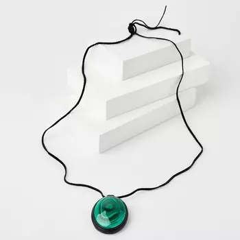 Кулон малахит (кожа натуральная) овал