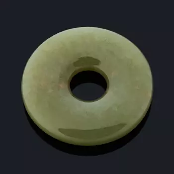 Кулон нефрит зеленый круг 4,5 см