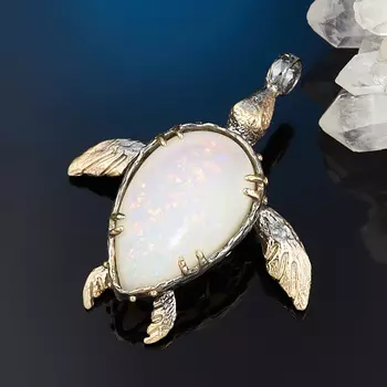 Кулон опал благородный белый черепаха (серебро 925 пр. позолота, родир. сер.)