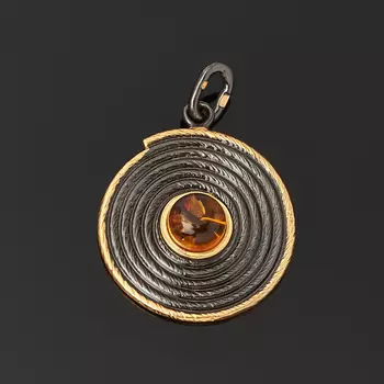 Кулон янтарь (серебро 925 пр. позолота, родир. черн.) круг