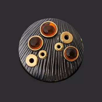 Кулон янтарь (серебро 925 пр. позолота, родир. черн.) круг