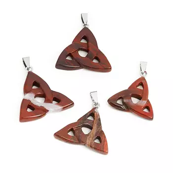 Кулон яшма красная трикветр (биж. сплав) 4-4,5 см